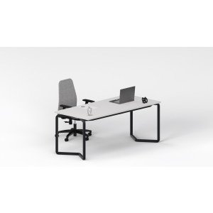 Postazione operativa con scrivania moderna con top melaminico e struttura metallica e seduta ergonomica con braccioli